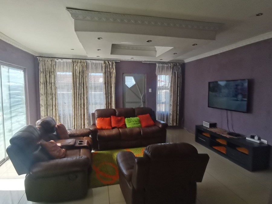 3 Bedroom Property for Sale in Kwadwesi Eastern Cape